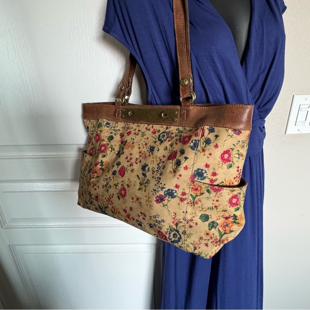 Patricia Nash Antique Rose Coated Linen Canvas Ria Tote